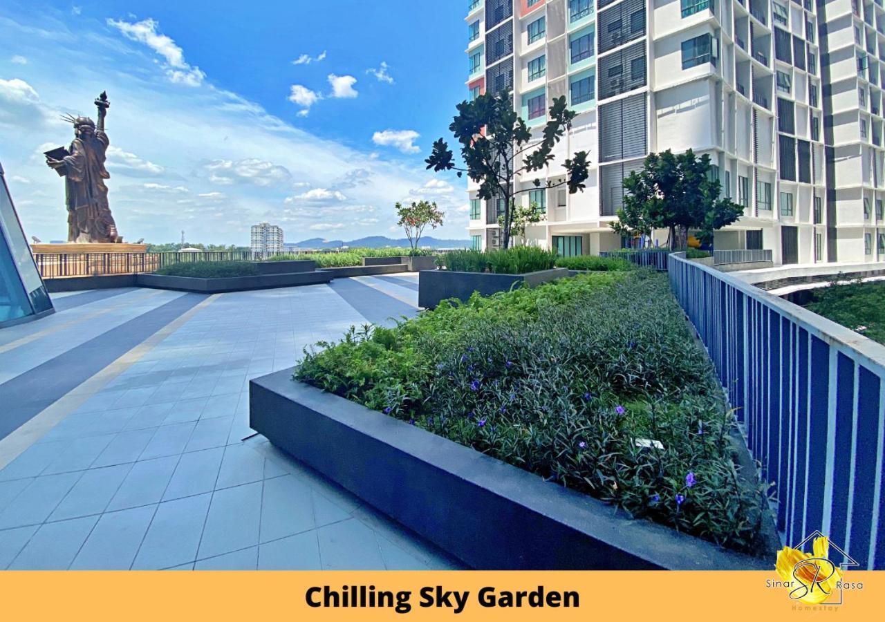 Sinar Rasa Homestay At I-Soho, I-City Shah Alam Buitenkant foto Chilling Sky Garden